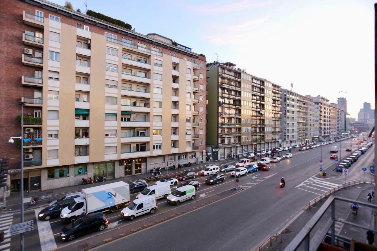 Rio Central M3 Sondrio E Stazione Centrale ミラノ エクステリア 写真